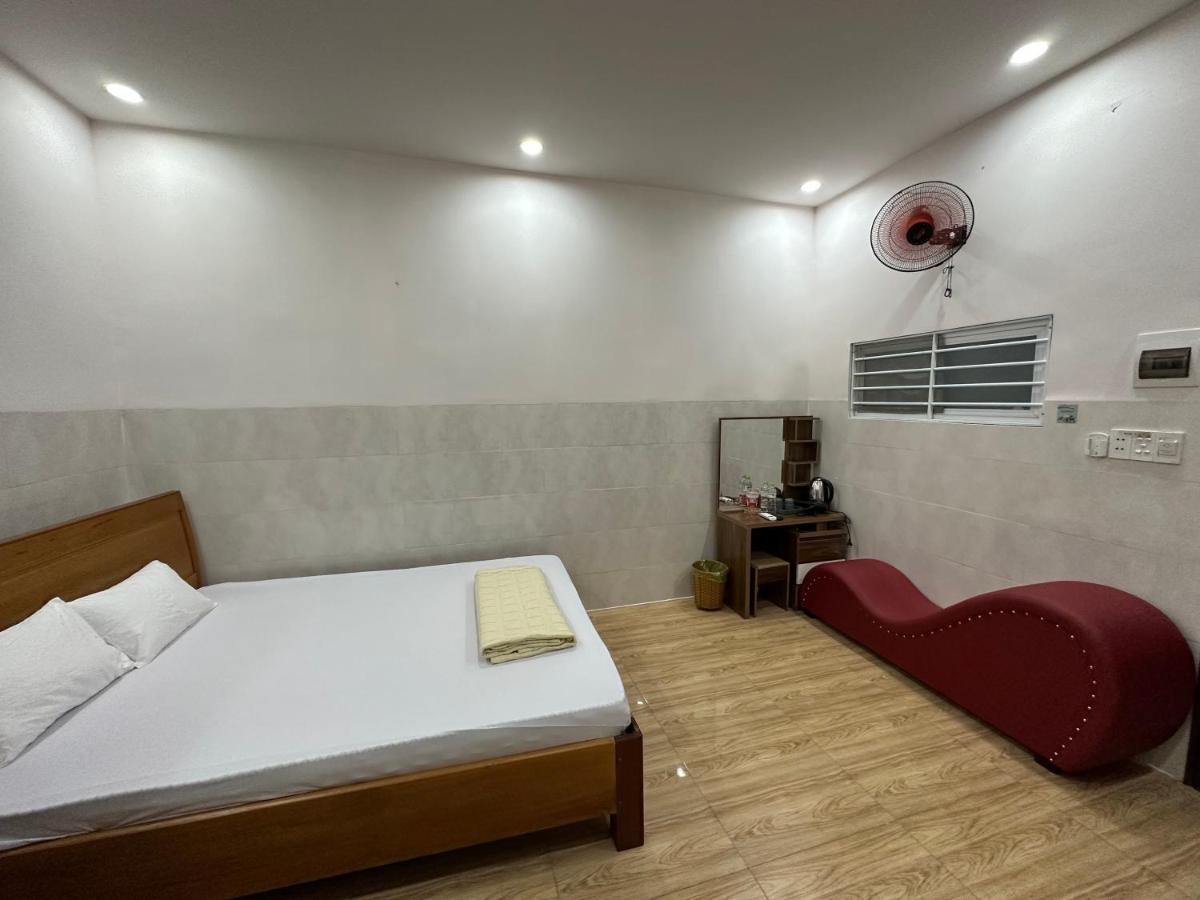 Hoang Linh Hotel Buon Ma Thuot Kültér fotó
