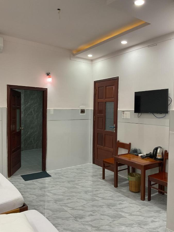 Hoang Linh Hotel Buon Ma Thuot Kültér fotó